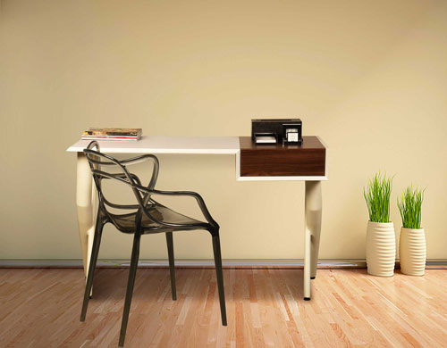 Croisees Study Table